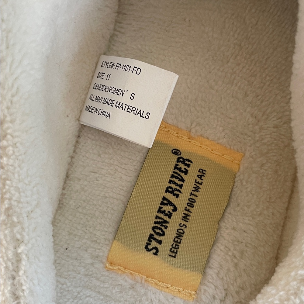 Memory Foam Cozy Slippers NWT - Picture 5 of 6